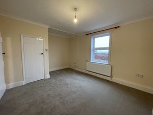 Lounge 2- click for photo gallery